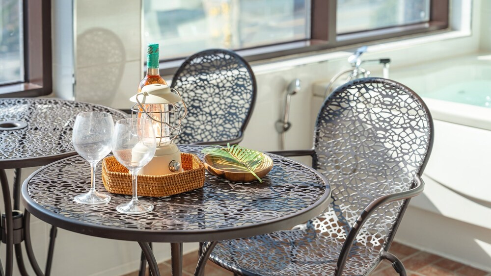 geoje marine castel pension