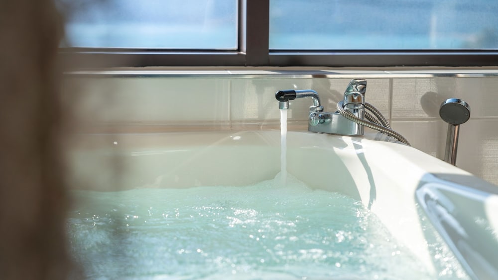 geoje marine castel pension