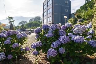 geoje marine castel pension