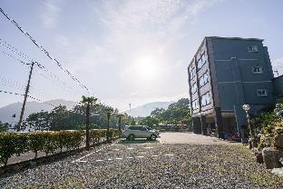 geoje marine castel pension