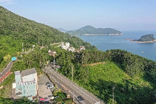 geoje marine castel pension