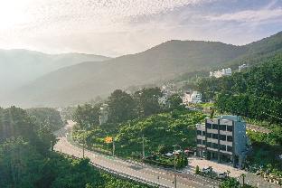 geoje marine castel pension