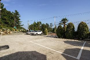 geoje marine castel pension