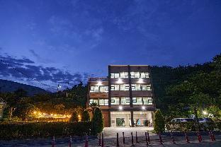 geoje marine castel pension