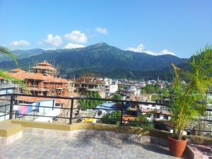 hotel crystal palace