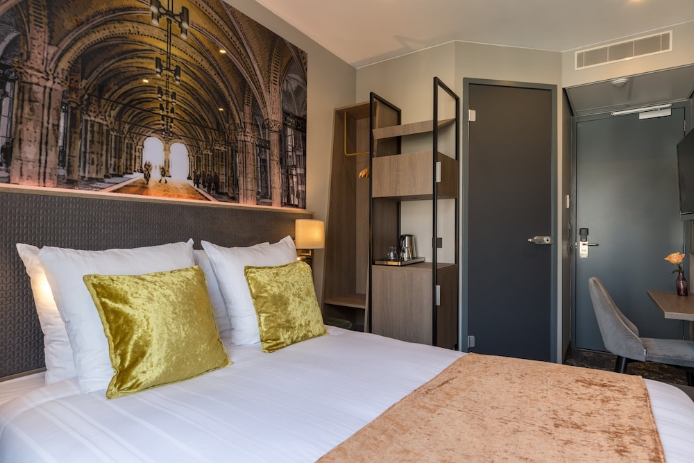 leonardo boutique museumhotel