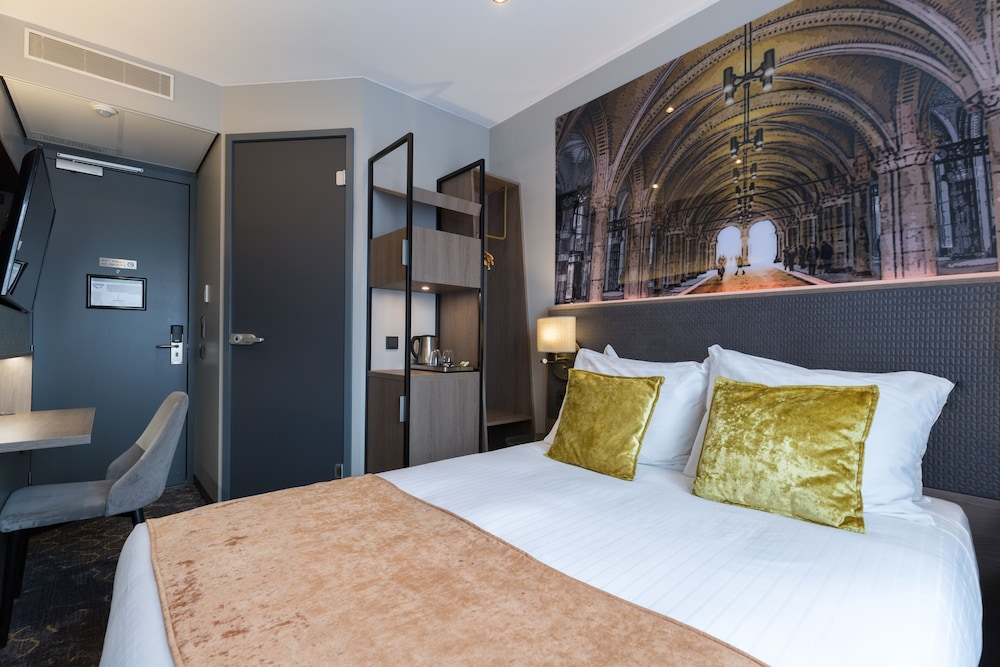 leonardo boutique museumhotel