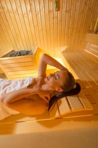 mona lisa wellness and spa