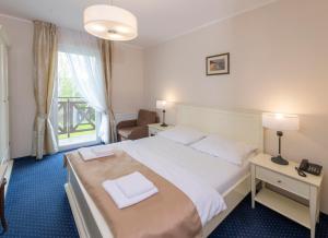 mona lisa wellness and spa