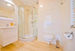 mona lisa wellness and spa