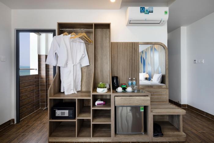 azura gold hotel and apartment