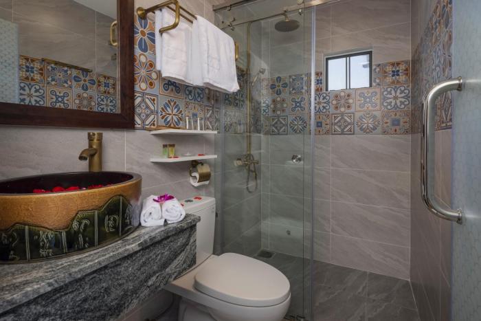 azura gold hotel and apartment