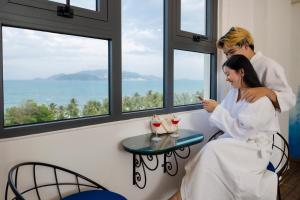 azura gold hotel and apartment