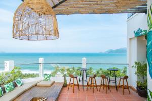 azura gold hotel and apartment