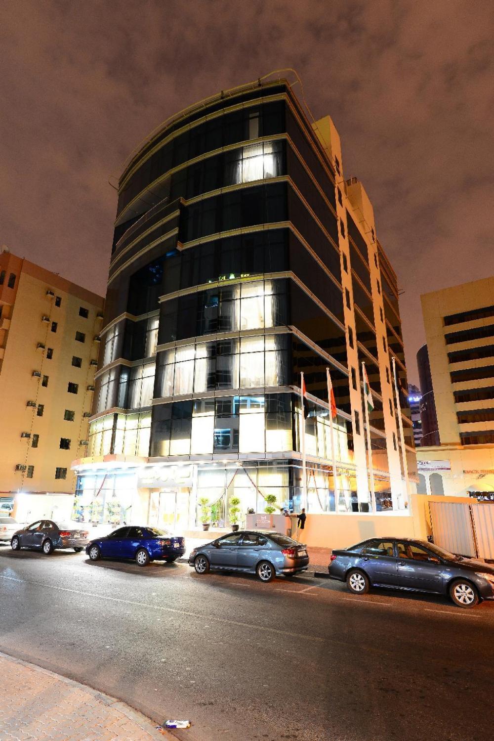 landmark premier hotel