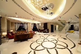 landmark premier hotel