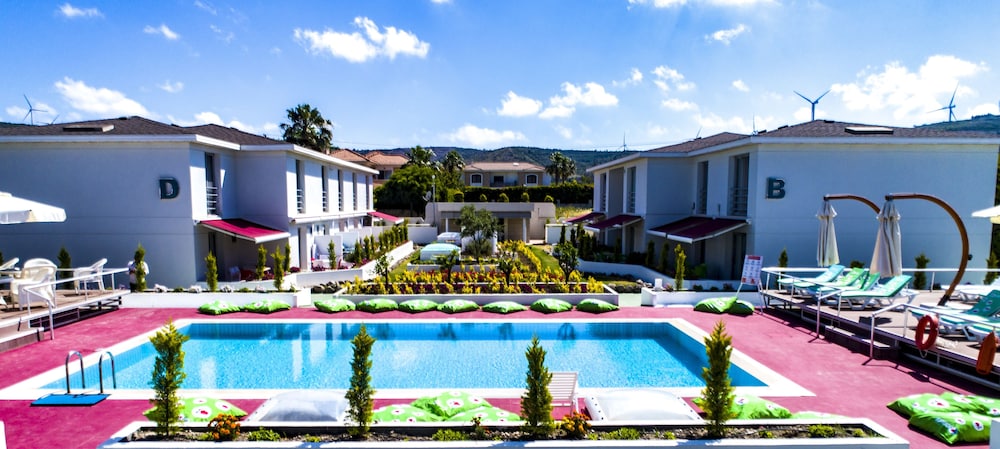 vela garden resort