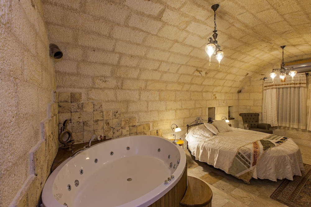 mithra cave cappadocia