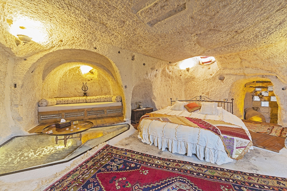 mithra cave cappadocia