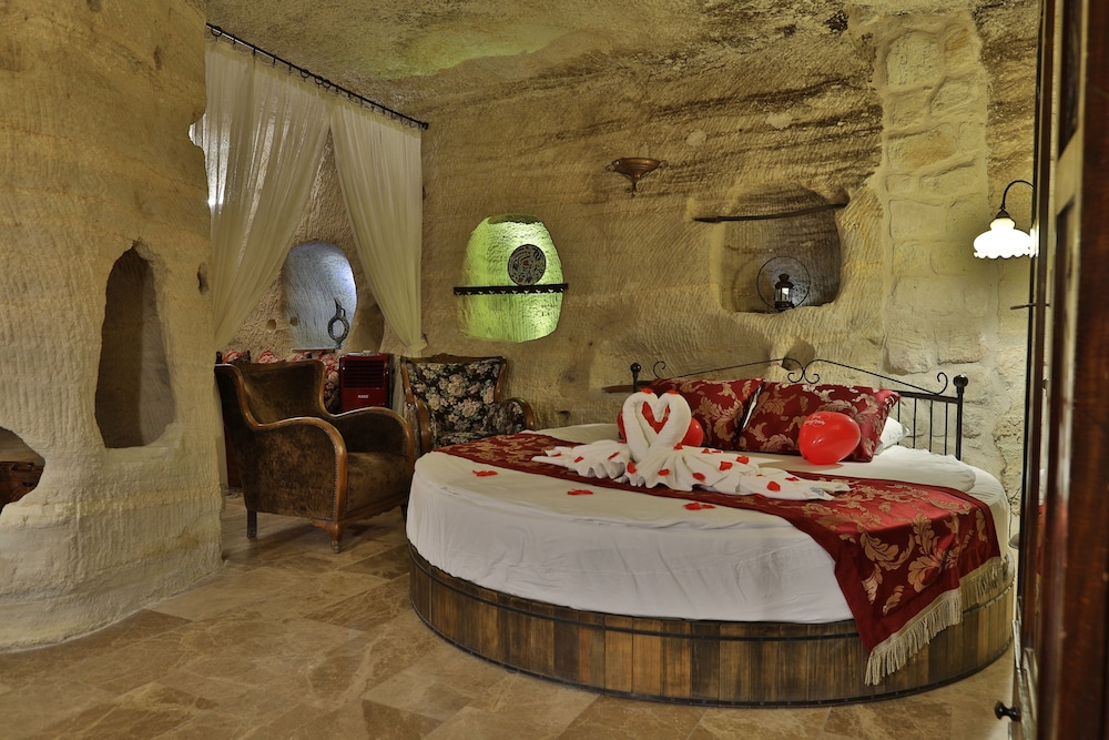 mithra cave cappadocia