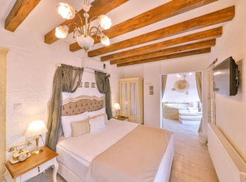 cumbali konak alacati