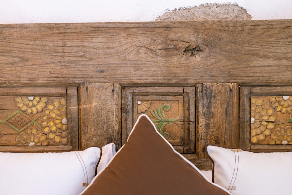 cumbali konak alacati