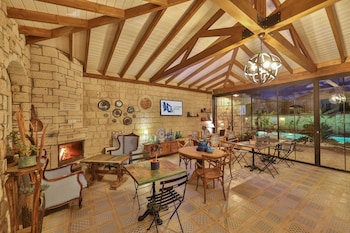 cumbali konak alacati