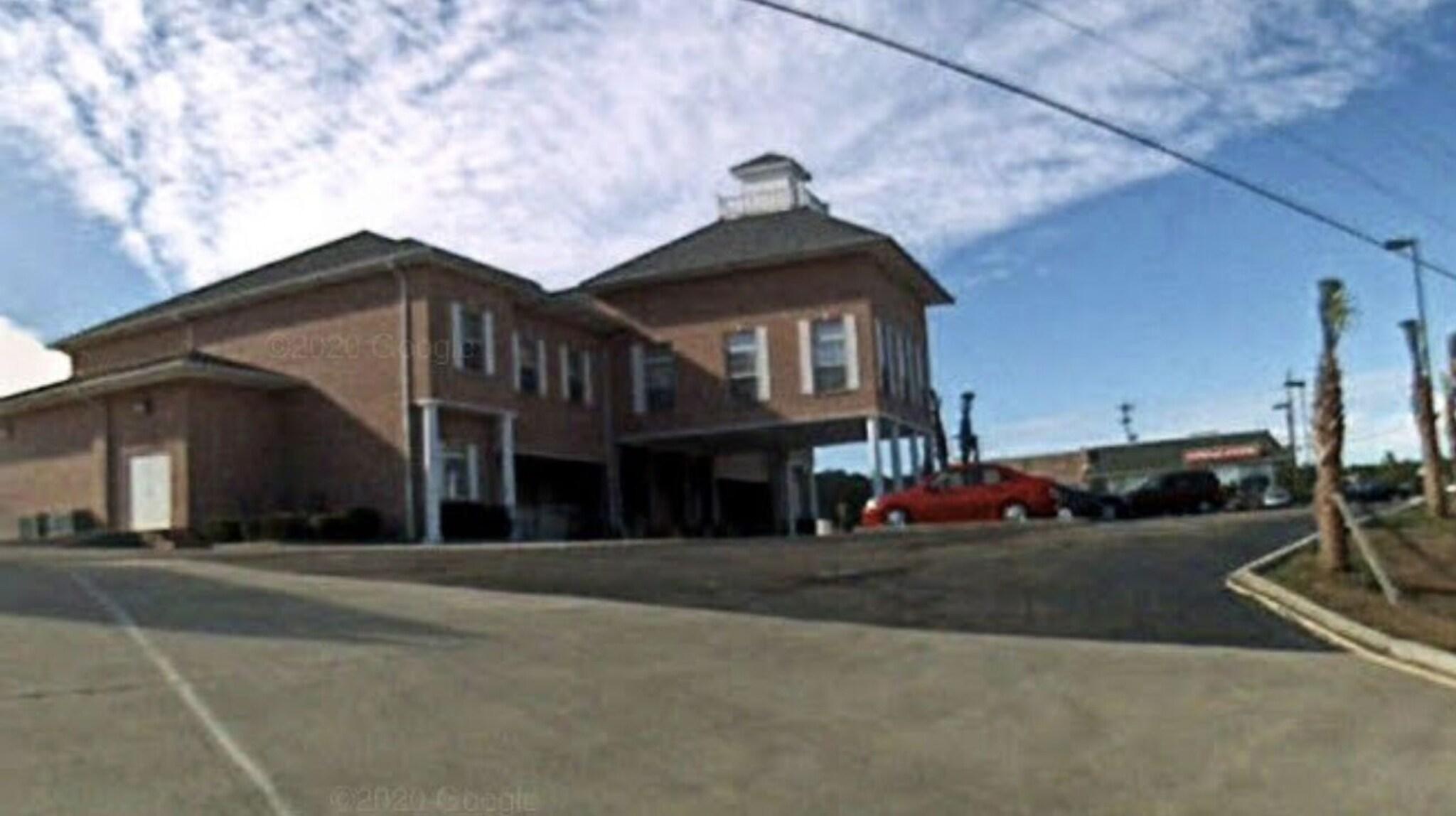 collins inn and suites