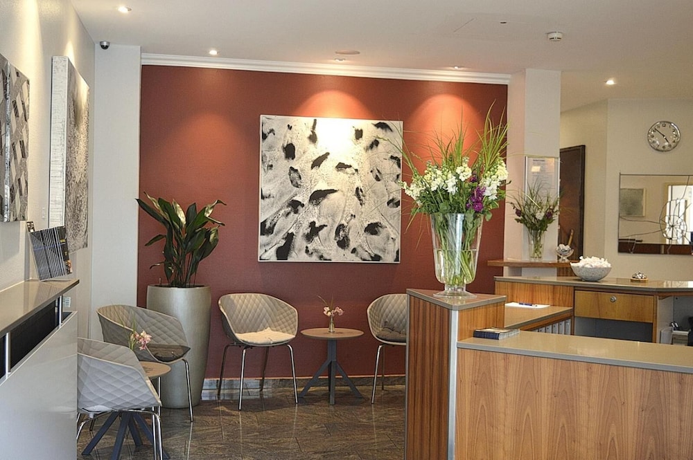 astor and aparthotel