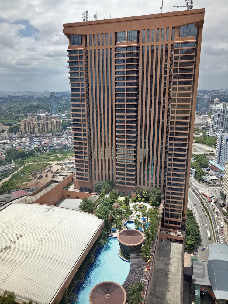 times square service suite