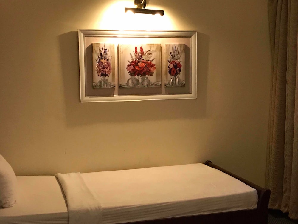 times square service suite