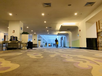 times square service suite