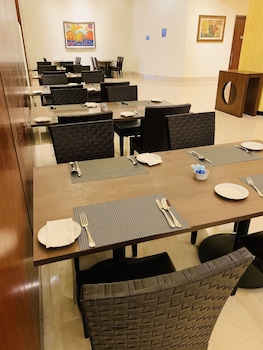 times square service suite