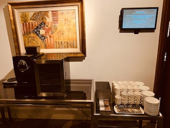 times square service suite