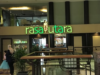 times square service suite