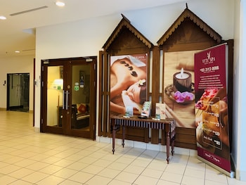 times square service suite