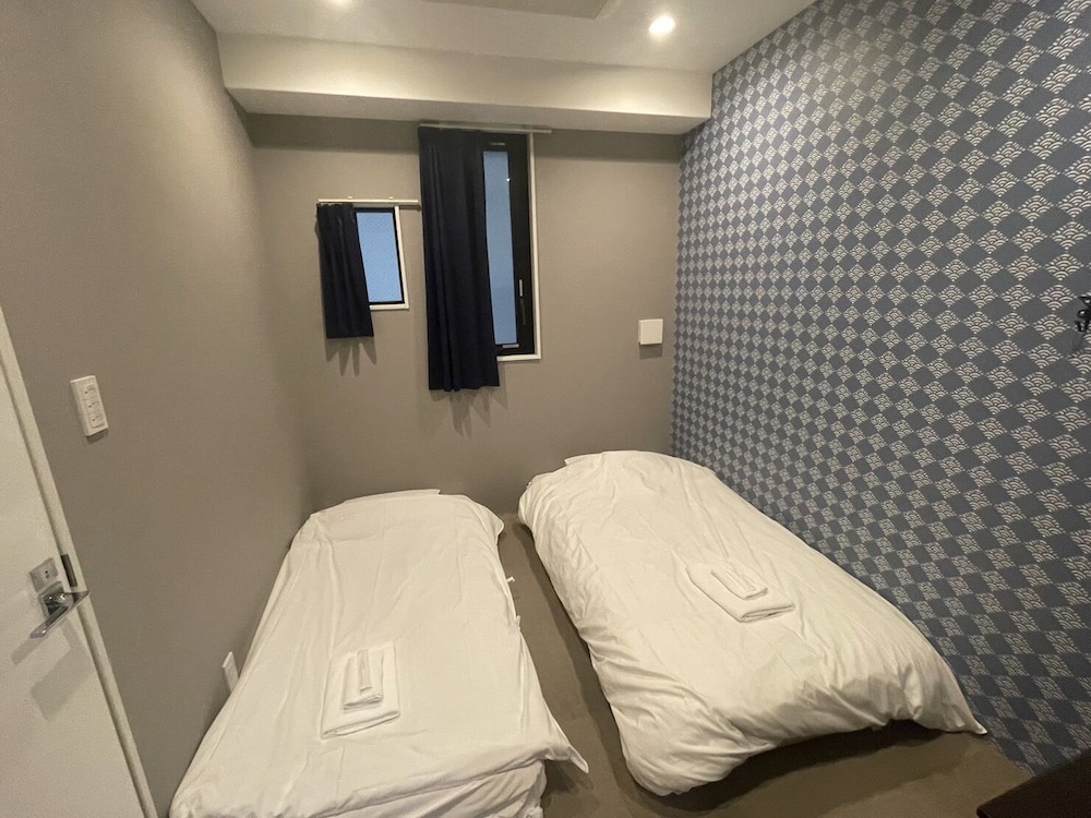 dot hotel hangout