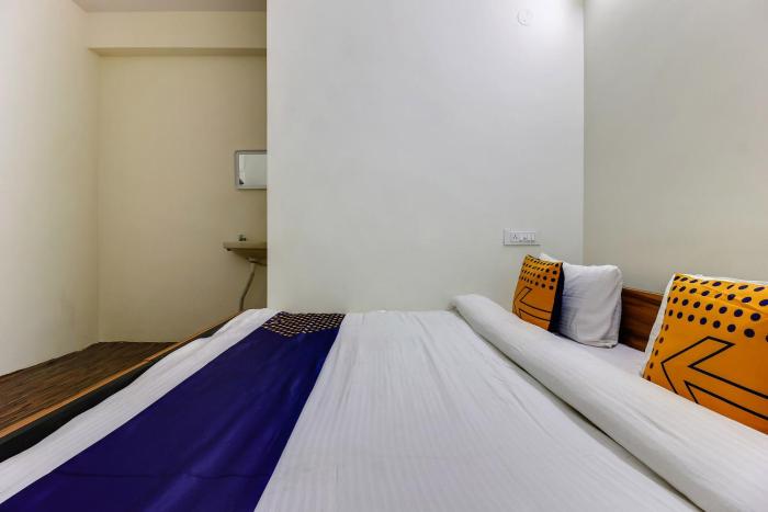 spot on hotel chirags
