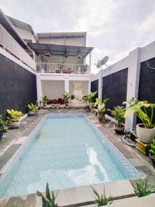 reddoorz artomoro guest house