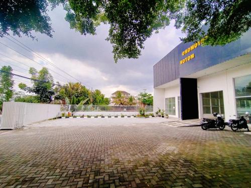 reddoorz artomoro guest house