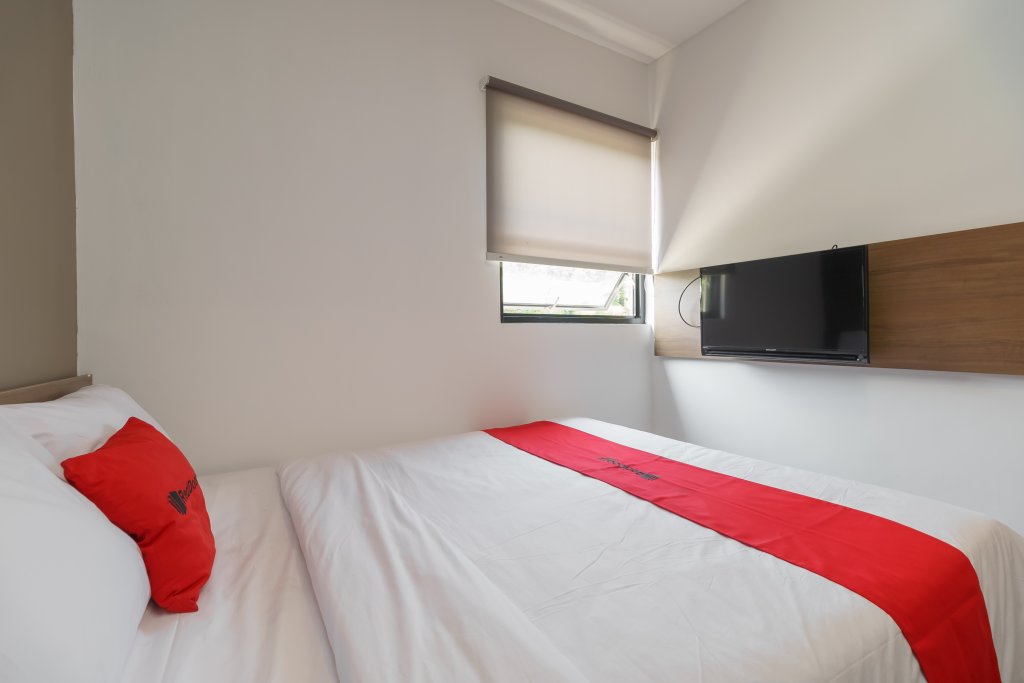 reddoorz syariah near rumah sakit medika dramaga