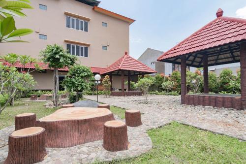 sans hotel budaya cirebon