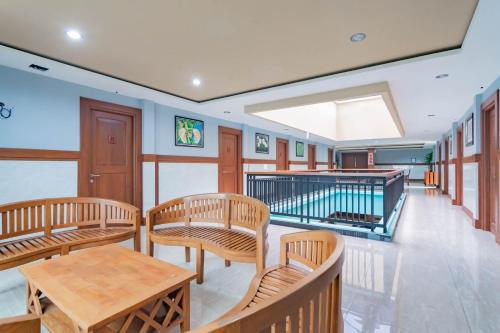 sans hotel budaya cirebon