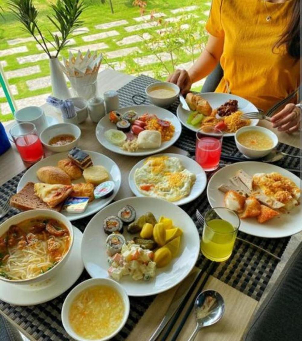 aloha hotel quy nhon