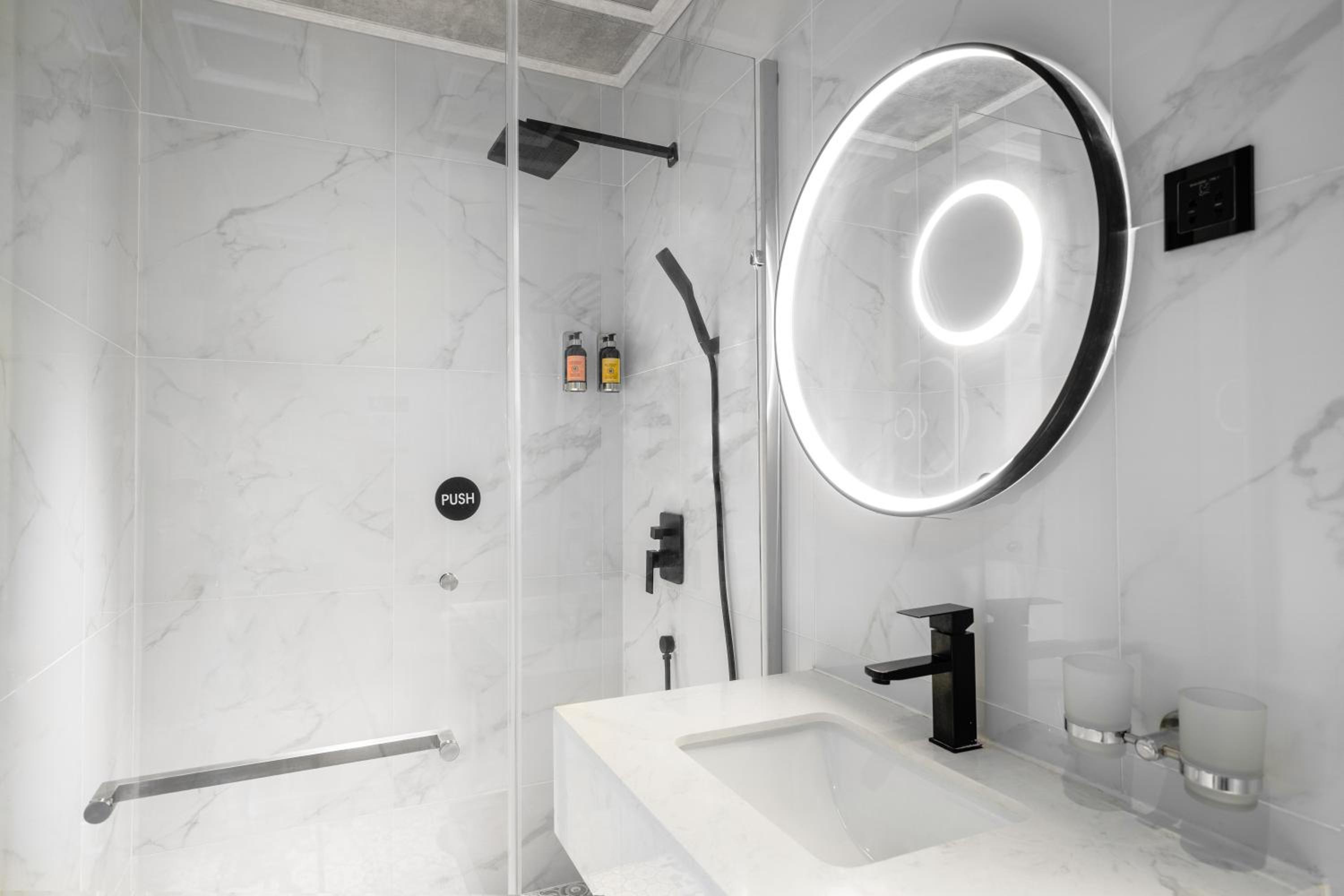 aandr urban hotel