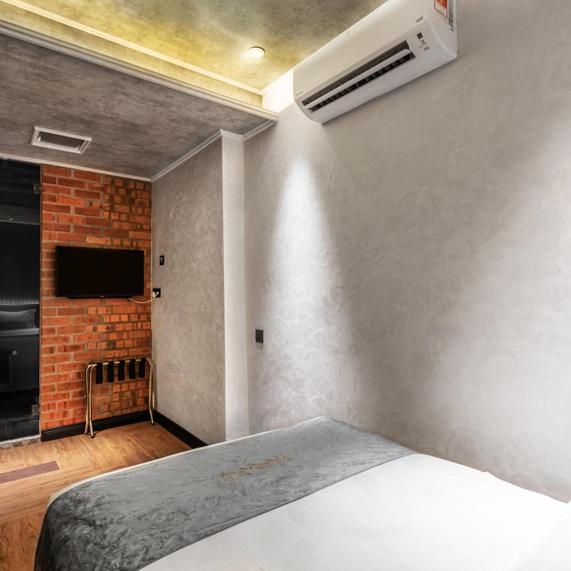 aandr urban hotel