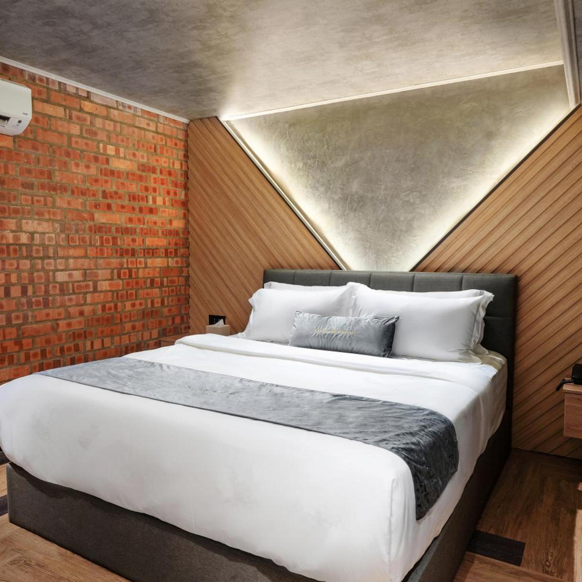 aandr urban hotel