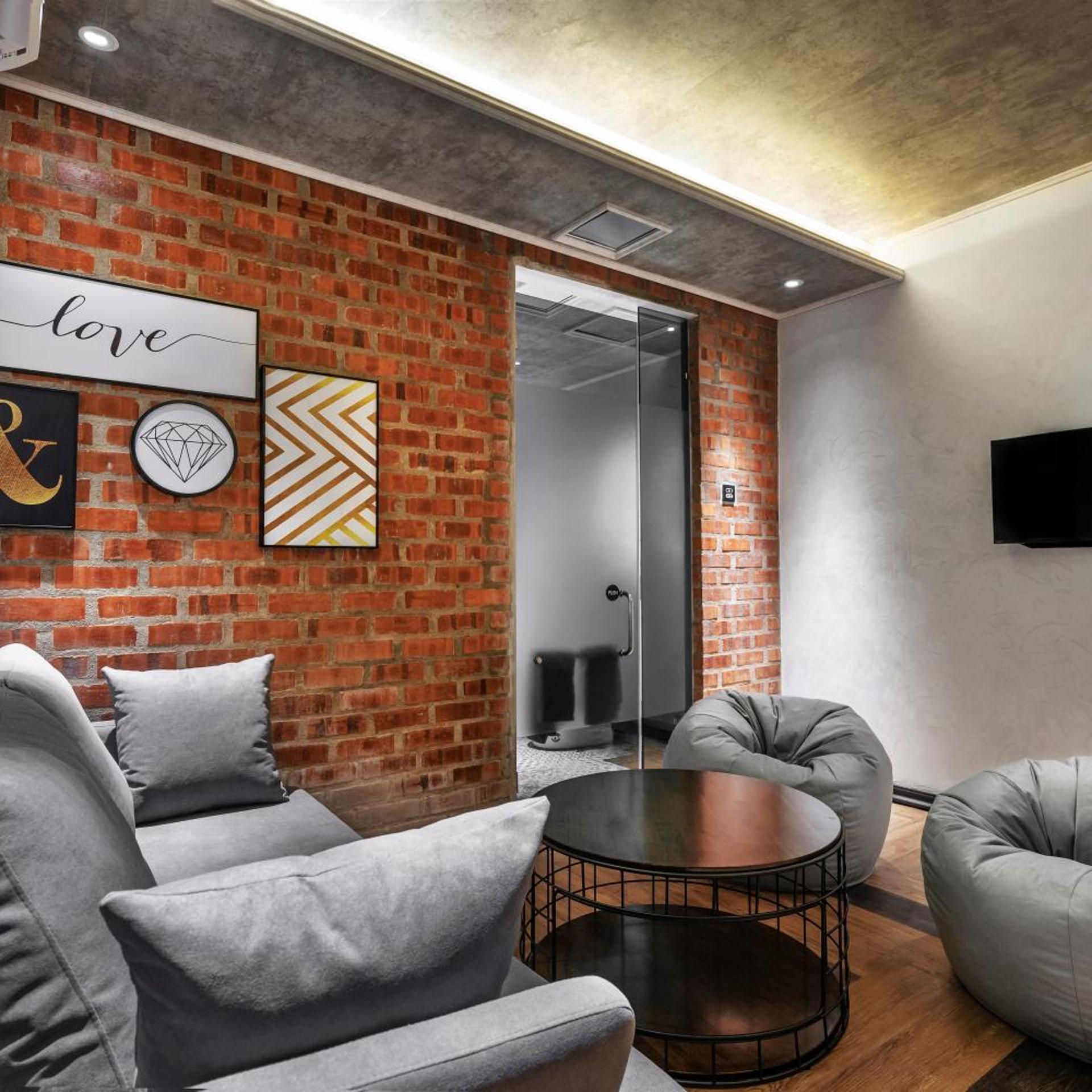 aandr urban hotel