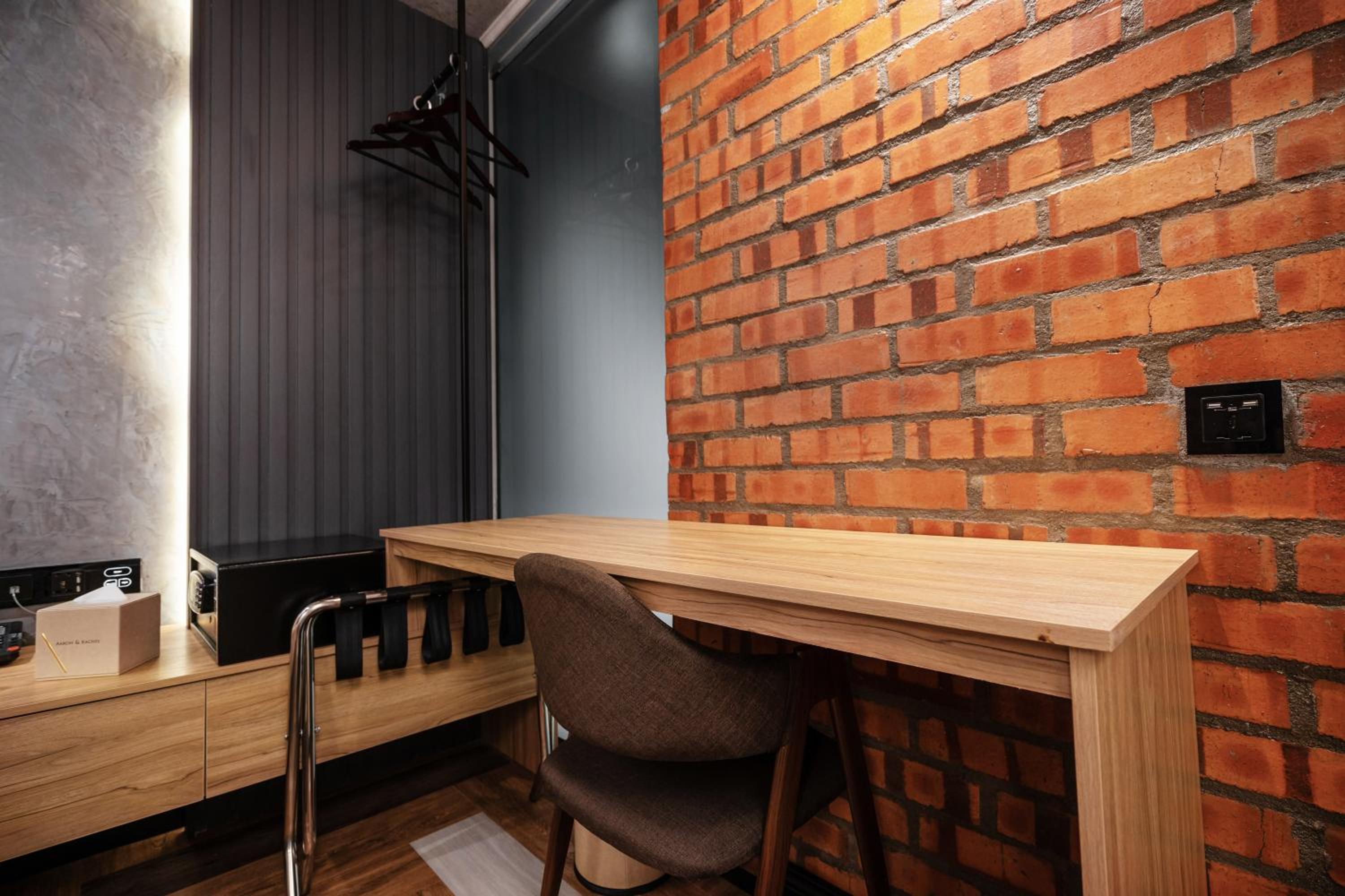 aandr urban hotel