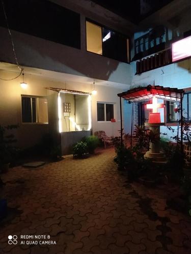 amoura beach holidays baga